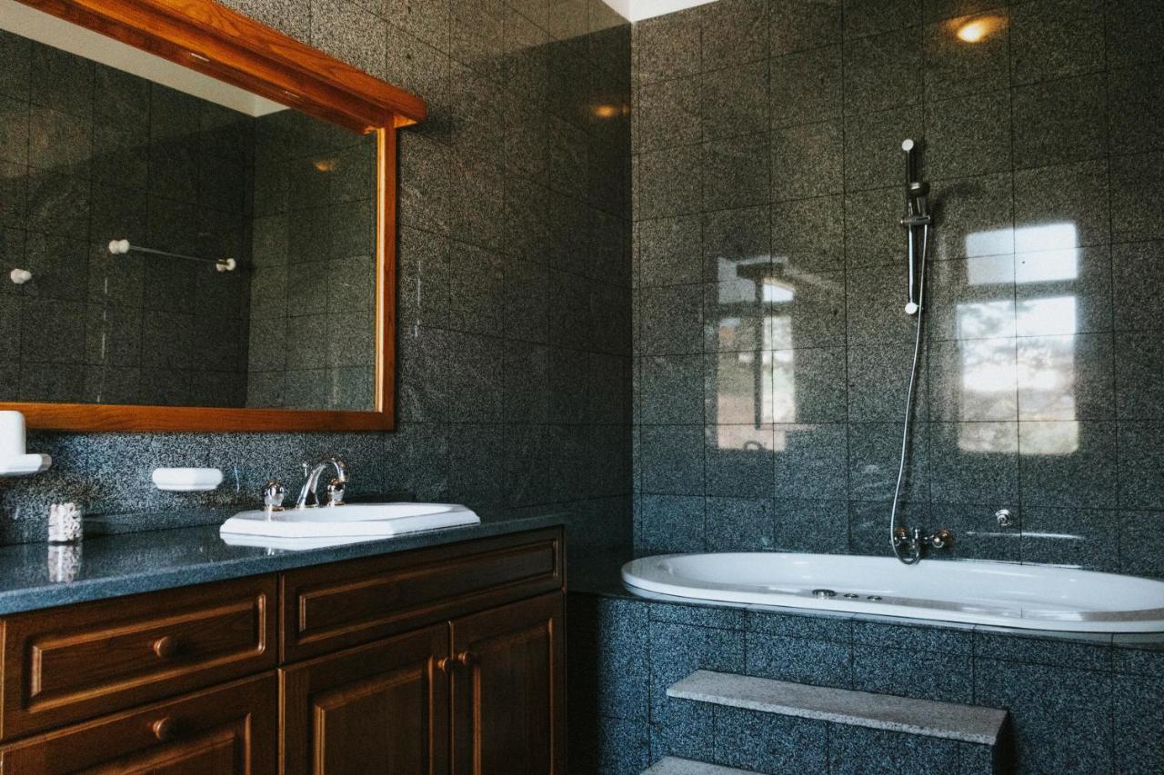 Casa Dos Vales - Luxury Villa Penafiel Luaran gambar